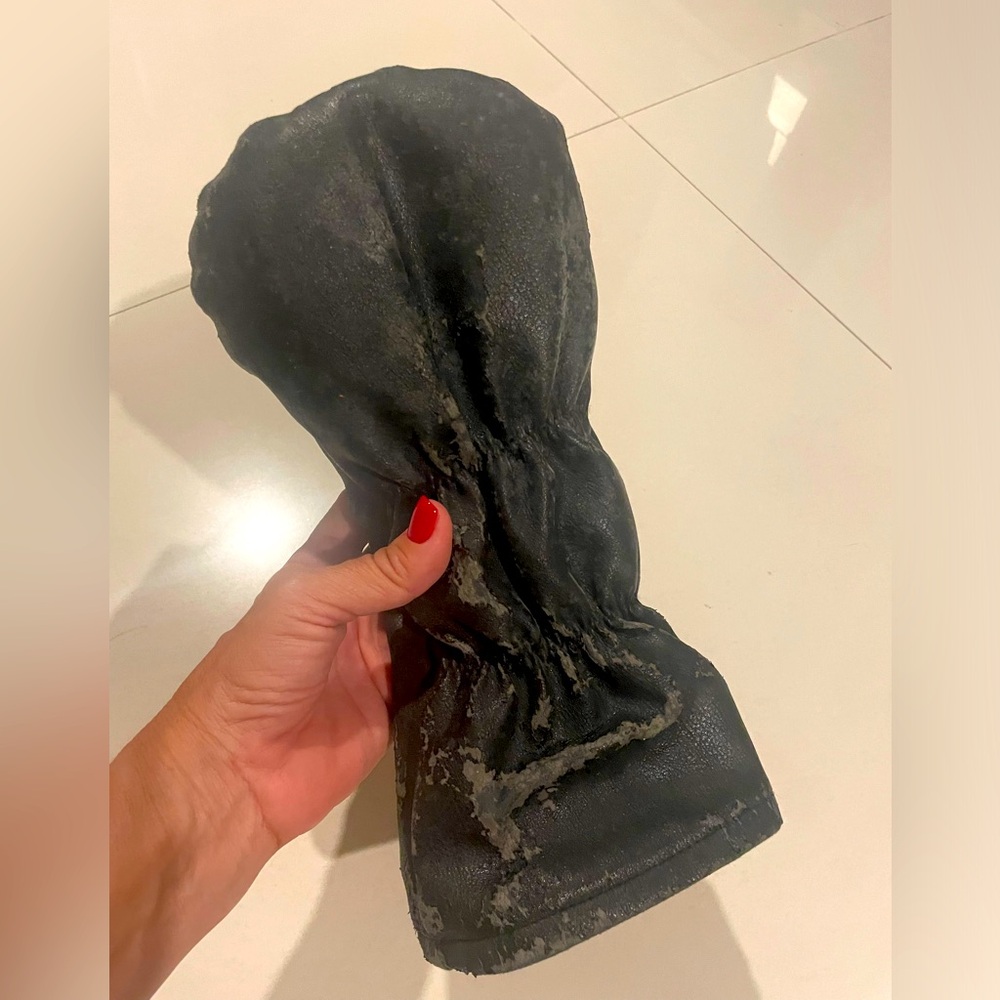 Devereux Black Skull Golf Club Headcover - Picture 2 of 3